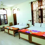 Shri Shri Radha Shyam Palace Guest House