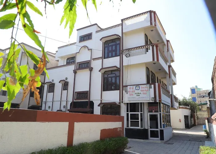 Shri Shri Radha Shyam Palace Guest House