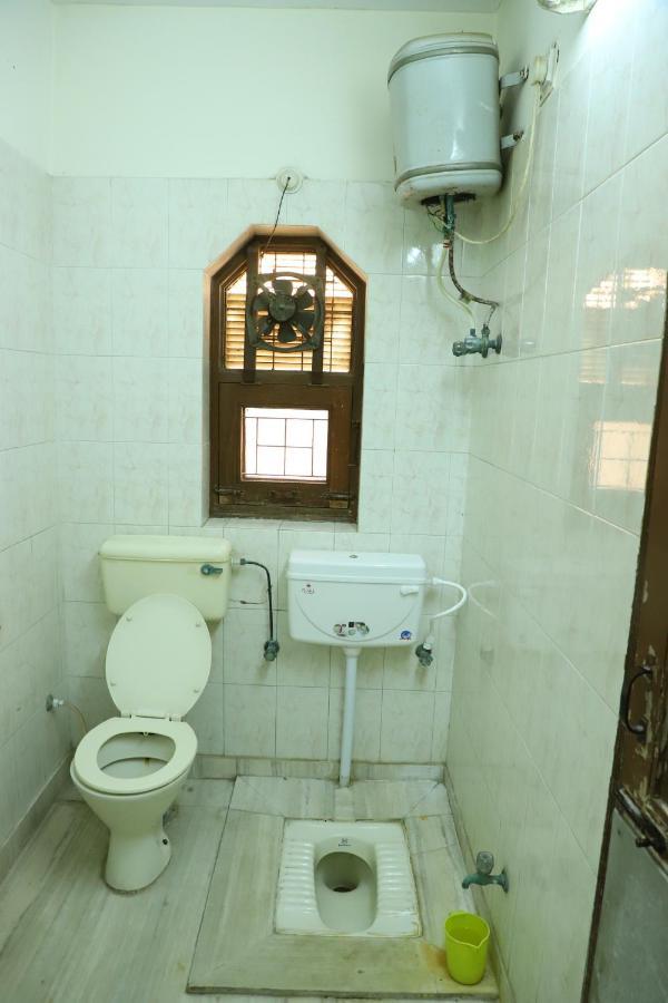 Shri Shri Radha Shyam Palace Guest house